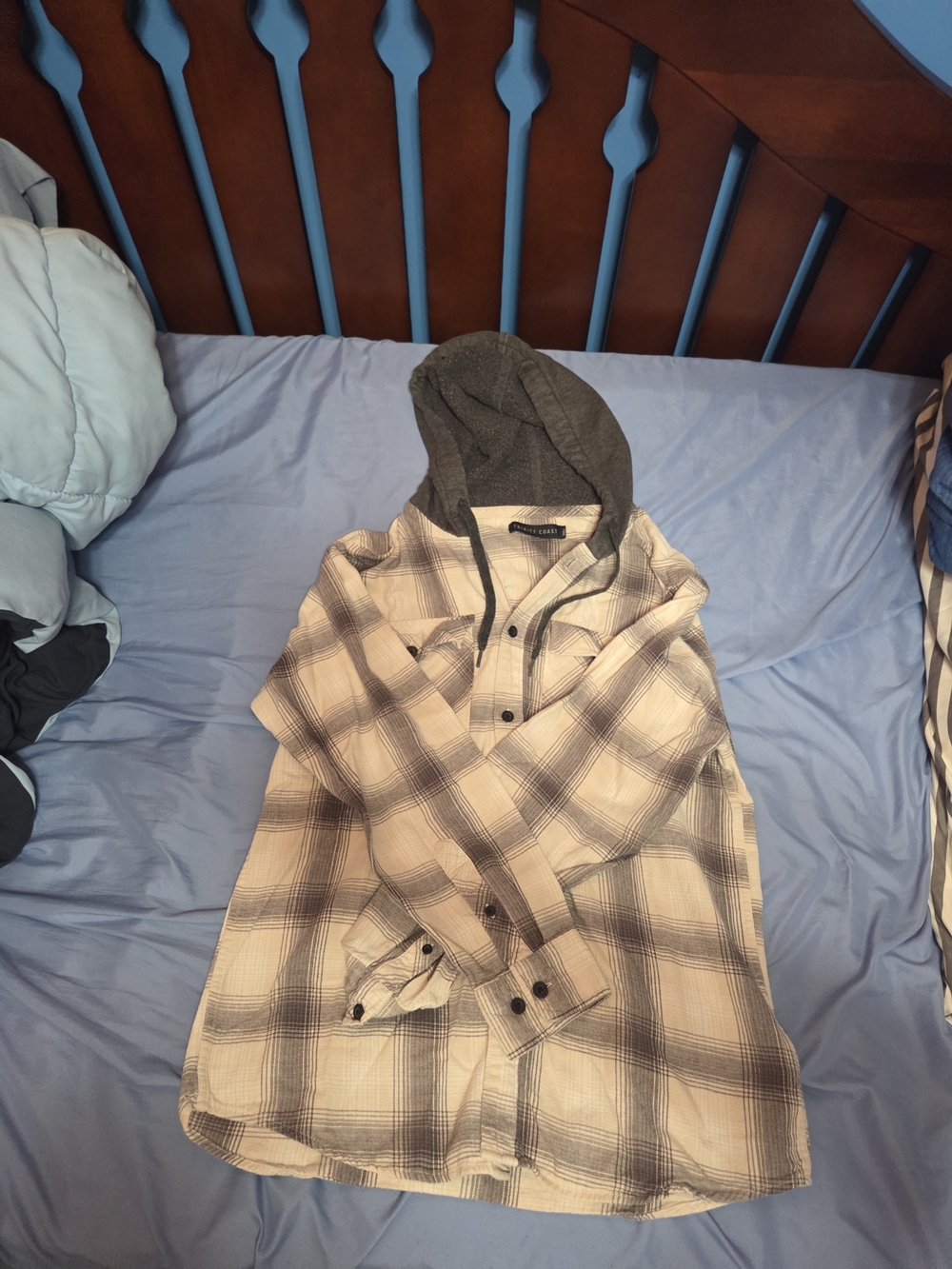 Trinity Coast White and Gray Plaid Hooded Shirt Jacket Size Small